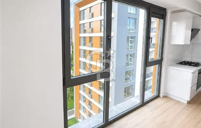 Siltaş Premium'da Önü Açık 8. Kat Açık Mutfaklı Modern 2+1 Daire