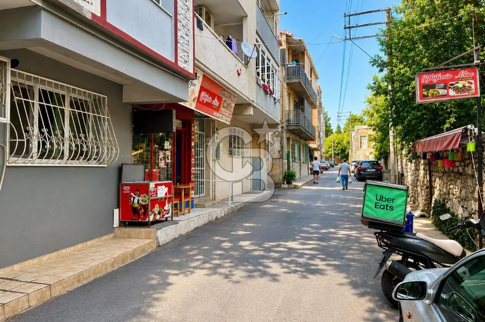 Buca Dumlupınar Mahallesinde Devirlik Kafe Restoran