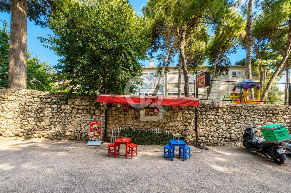 Buca Dumlupınar Mahallesinde Devirlik Kafe Restoran