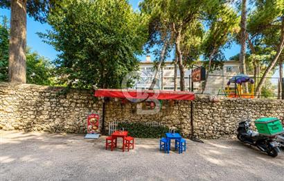Buca Dumlupınar Mahallesinde Devirlik Kafe Restoran