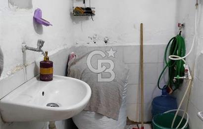 BORNOVA ZAFER MAHALLESİ’NDE KİRA GETİRİLİ 4+2 SATILIK MÜSTAKİL EV