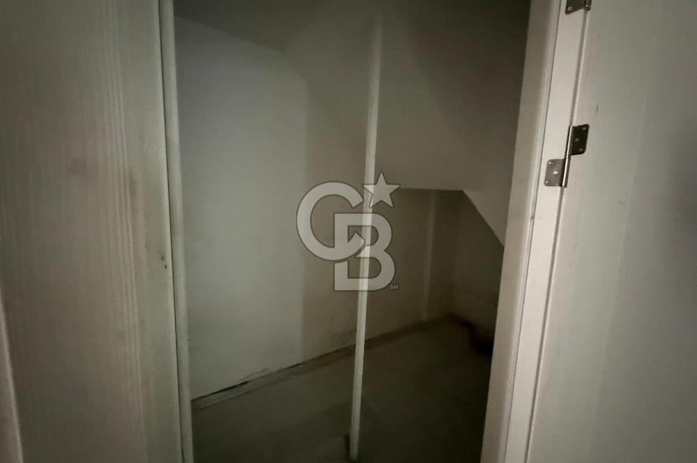 KARŞIYAKA BOSTANLI SAHİLDE GENİŞ KİRALIK DÜKKÂN