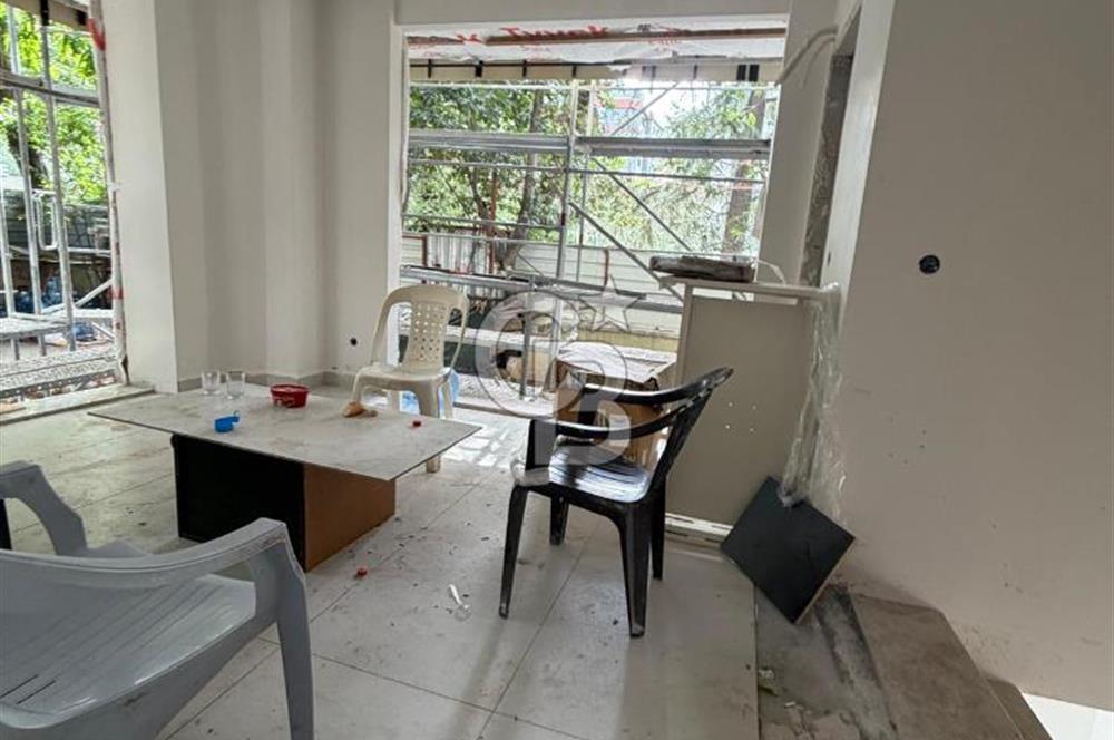 BAĞDAT CADDESİ'NDE RESTORAN & CAFE’YE UYGUN, KATTA TEK, ÖN KULLANIMLI DÜKKAN