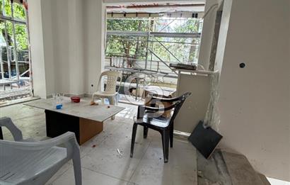 BAĞDAT CADDESİ'NDE RESTORAN & CAFE’YE UYGUN, KATTA TEK, ÖN KULLANIMLI DÜKKAN
