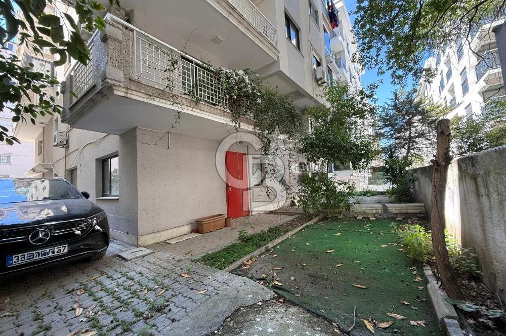 KARŞIYAKA BOSTANLI SAHİLDE GENİŞ KİRALIK DÜKKÂN