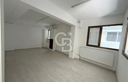 KARŞIYAKA BOSTANLI SAHİLDE GENİŞ KİRALIK DÜKKÂN