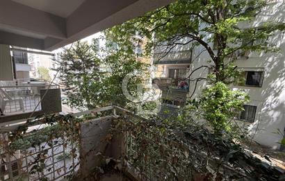 KARŞIYAKA BOSTANLI SAHİLDE GENİŞ KİRALIK DÜKKÂN