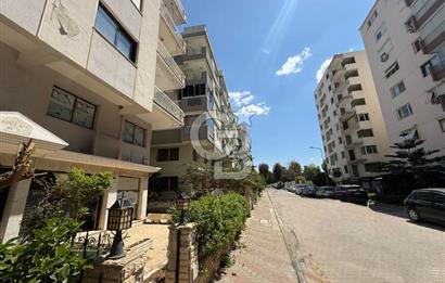 KARŞIYAKA BOSTANLI SAHİLDE GENİŞ KİRALIK DÜKKÂN