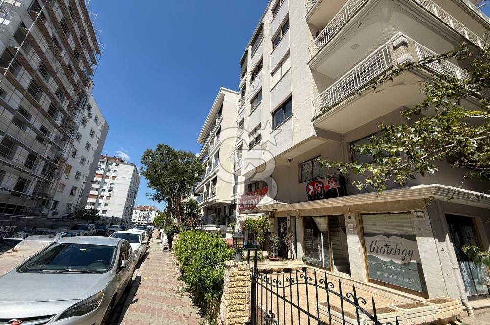 KARŞIYAKA BOSTANLI SAHİLDE GENİŞ KİRALIK DÜKKÂN