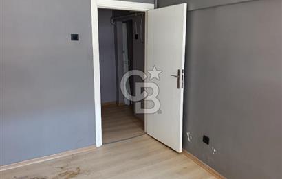 AŞÇIBAŞI MEKTEBİ SOKAK’TA KİRALIK 2+1 DAİRE – ZEYNEP KAMİL
