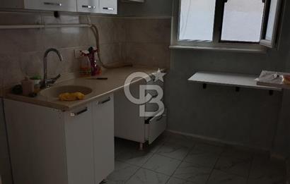 AŞÇIBAŞI MEKTEBİ SOKAK’TA KİRALIK 2+1 DAİRE – ZEYNEP KAMİL