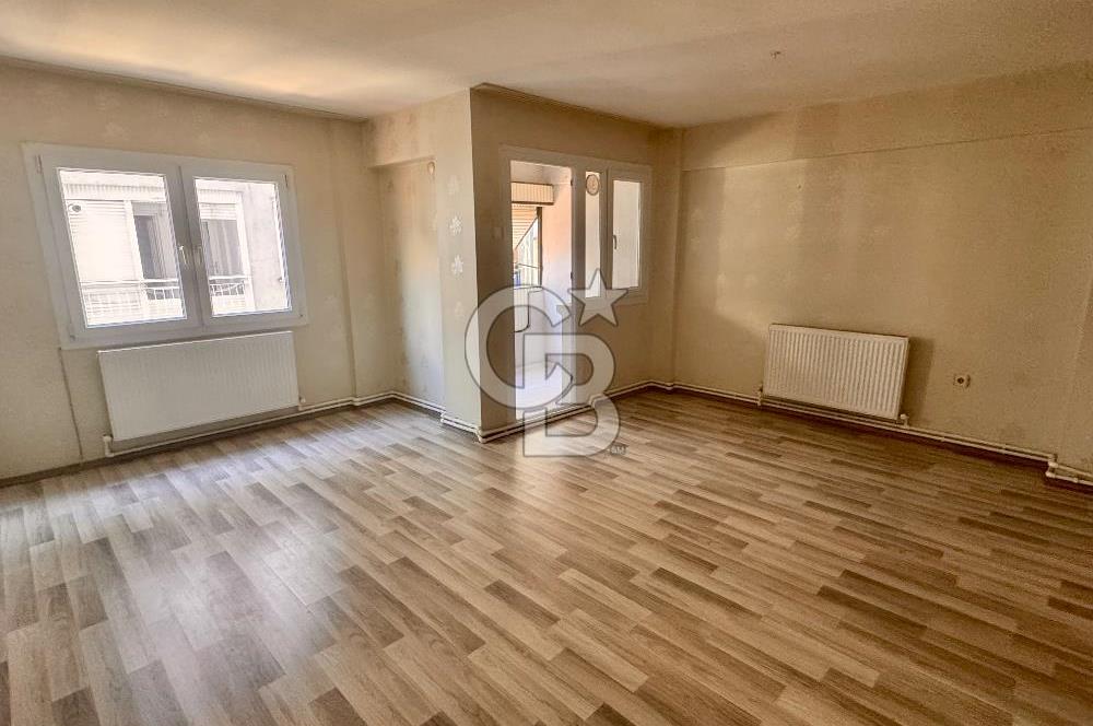 KARŞIYAKA ÇARŞIYA YÜRÜME MESAFESİNDE 3+1 KİRALIK DAİRE 