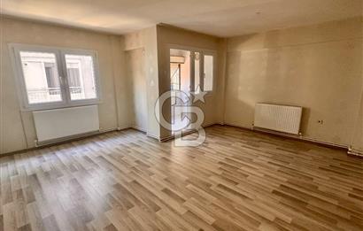 KARŞIYAKA ÇARŞIYA YÜRÜME MESAFESİNDE 3+1 KİRALIK DAİRE 