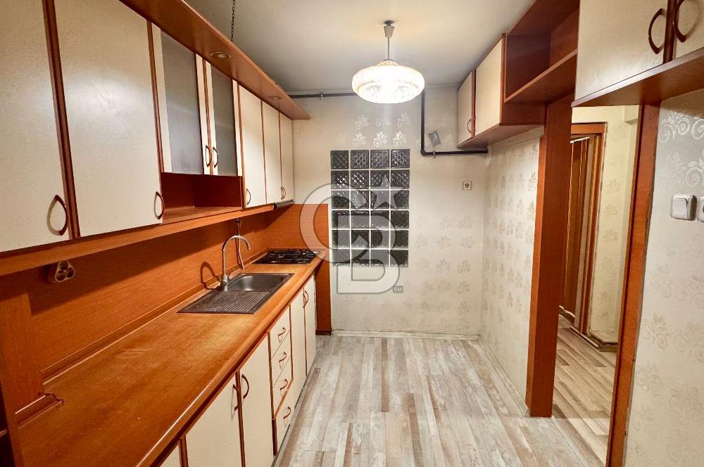KARŞIYAKA ÇARŞIYA YÜRÜME MESAFESİNDE 3+1 KİRALIK DAİRE 