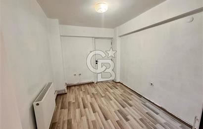 KARŞIYAKA ÇARŞIYA YÜRÜME MESAFESİNDE 3+1 KİRALIK DAİRE 