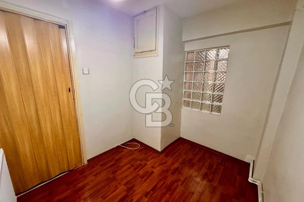 KARŞIYAKA ÇARŞIYA YÜRÜME MESAFESİNDE 3+1 KİRALIK DAİRE 