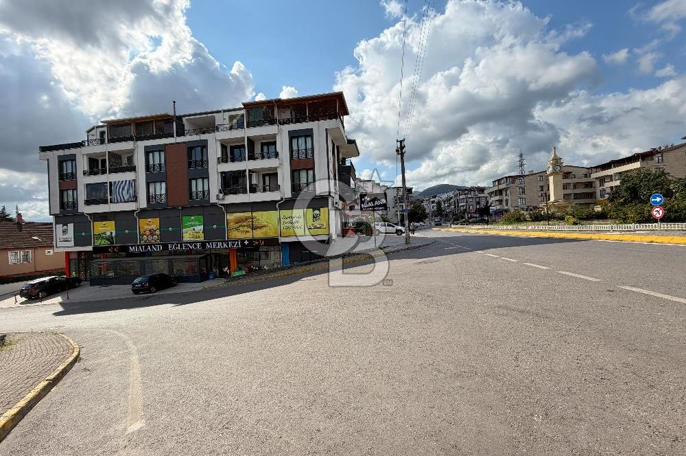 CB AKADEMİ BARBAROS MH. SAAT KULESİ YANI KİRALIK 200 m2 DÜKKAN