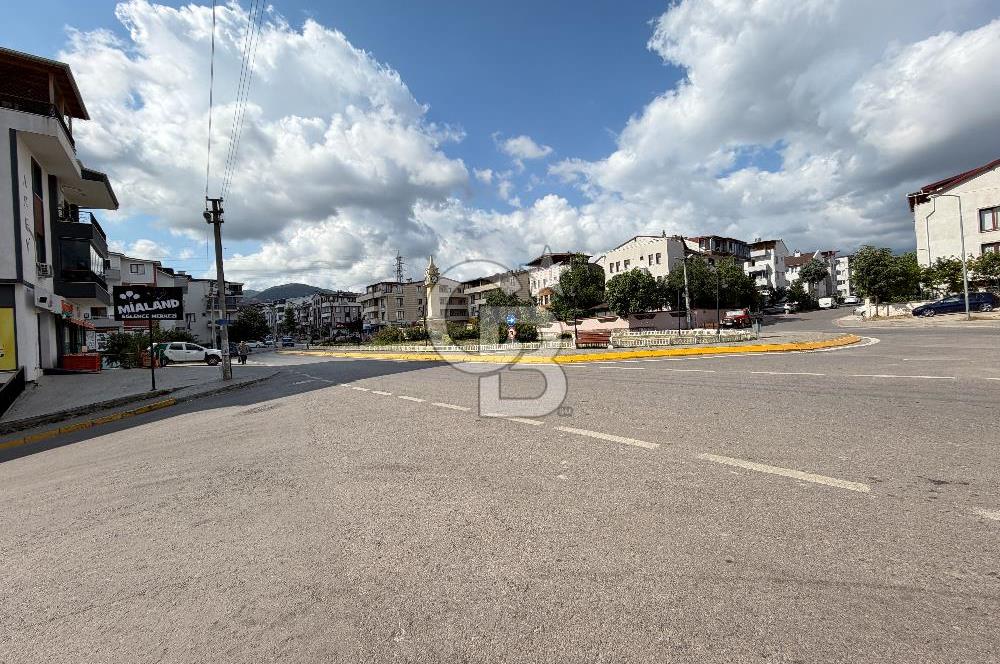 CB AKADEMİ BARBAROS MH. SAAT KULESİ YANI KİRALIK 200 m2 DÜKKAN