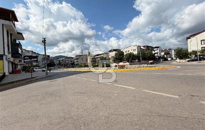CB AKADEMİ BARBAROS MH. SAAT KULESİ YANI KİRALIK 200 m2 DÜKKAN
