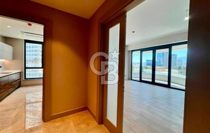Evora İzmir'de 3+1 Ebeveyn Banyolu Kapalı Mutfak Kiralık Daire