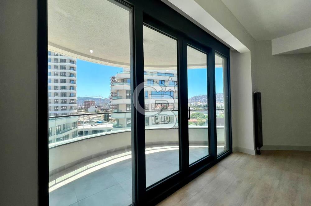 Evora İzmir'de 3+1 Ebeveyn Banyolu Kapalı Mutfak Kiralık Daire