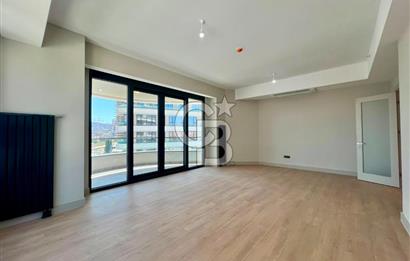 Evora İzmir'de 3+1 Ebeveyn Banyolu Kapalı Mutfak Kiralık Daire