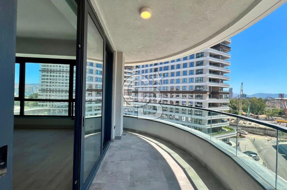 Evora İzmir'de 3+1 Ebeveyn Banyolu Kapalı Mutfak Kiralık Daire