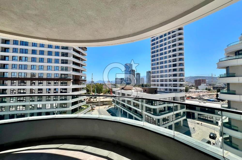 Evora İzmir'de 3+1 Ebeveyn Banyolu Kapalı Mutfak Kiralık Daire