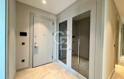 Evora İzmir'de 3+1 Ebeveyn Banyolu Kapalı Mutfak Kiralık Daire