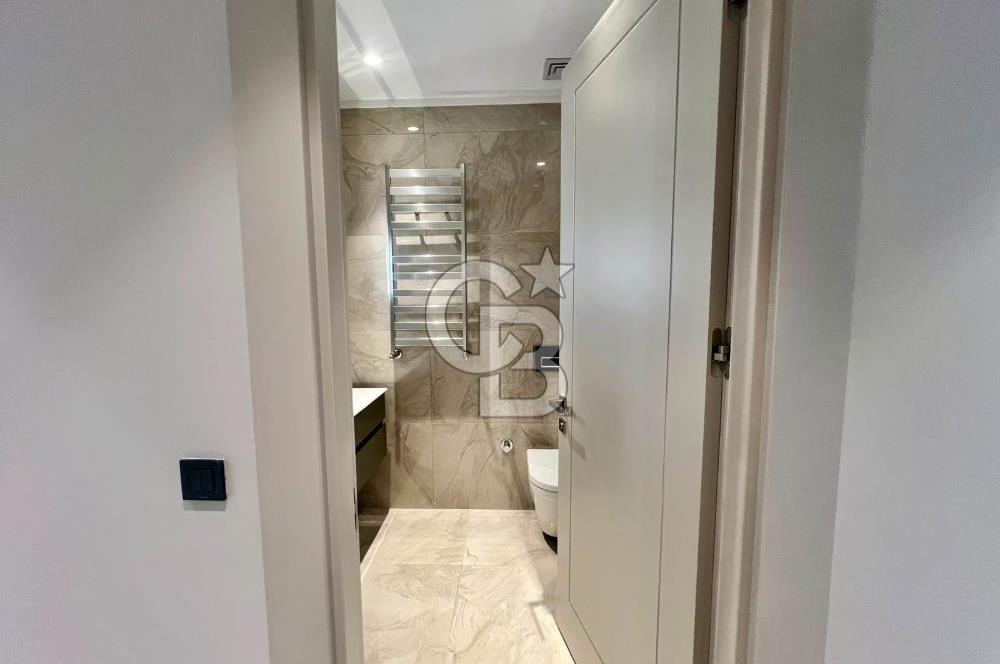 Evora İzmir'de 3+1 Ebeveyn Banyolu Kapalı Mutfak Kiralık Daire