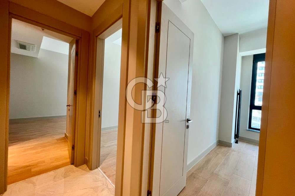 Evora İzmir'de 3+1 Ebeveyn Banyolu Kapalı Mutfak Kiralık Daire