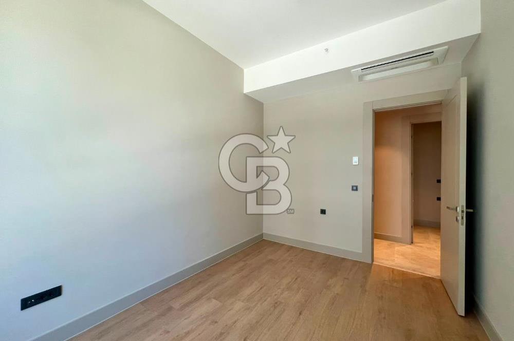 Evora İzmir'de 3+1 Ebeveyn Banyolu Kapalı Mutfak Kiralık Daire