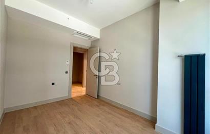Evora İzmir'de 3+1 Ebeveyn Banyolu Kapalı Mutfak Kiralık Daire