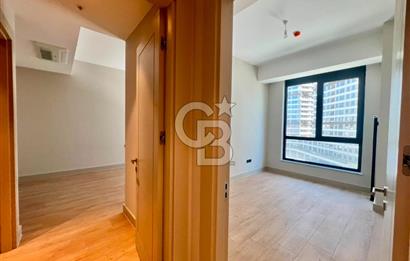 Evora İzmir'de 3+1 Ebeveyn Banyolu Kapalı Mutfak Kiralık Daire