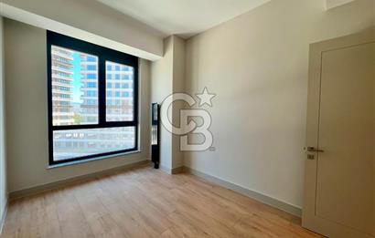Evora İzmir'de 3+1 Ebeveyn Banyolu Kapalı Mutfak Kiralık Daire