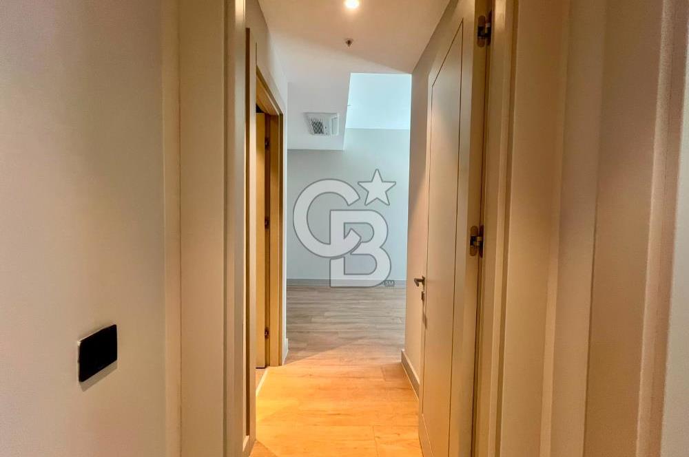Evora İzmir'de 3+1 Ebeveyn Banyolu Kapalı Mutfak Kiralık Daire