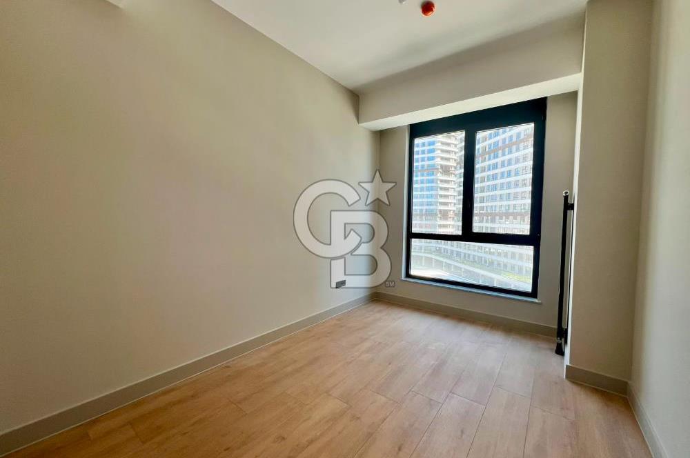 Evora İzmir'de 3+1 Ebeveyn Banyolu Kapalı Mutfak Kiralık Daire