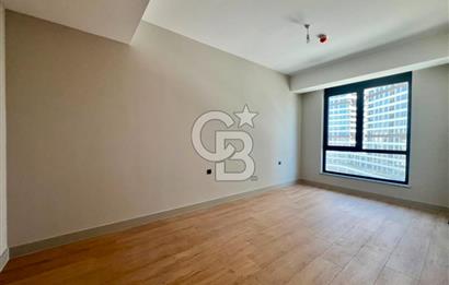 Evora İzmir'de 3+1 Ebeveyn Banyolu Kapalı Mutfak Kiralık Daire