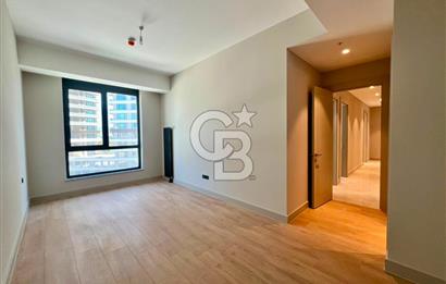 Evora İzmir'de 3+1 Ebeveyn Banyolu Kapalı Mutfak Kiralık Daire