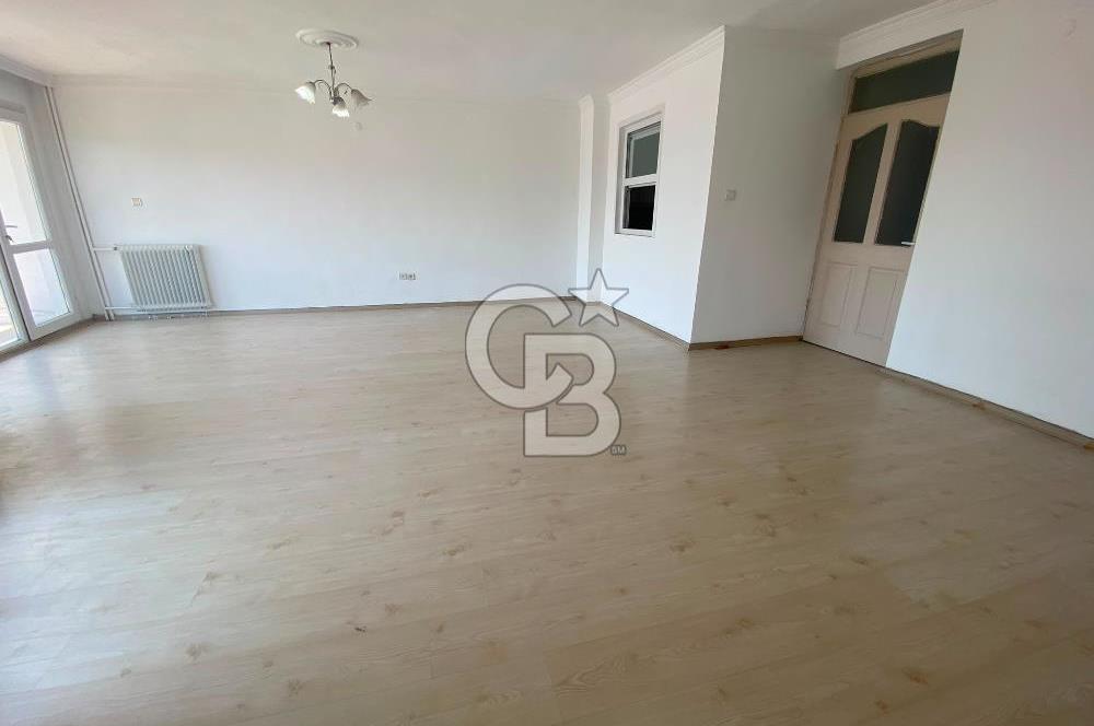 Karşıyaka Bahariye’de Merkezi Konumda 2+1 Kiralık Daire,