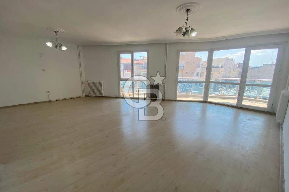 Karşıyaka Bahariye’de Merkezi Konumda 2+1 Kiralık Daire,