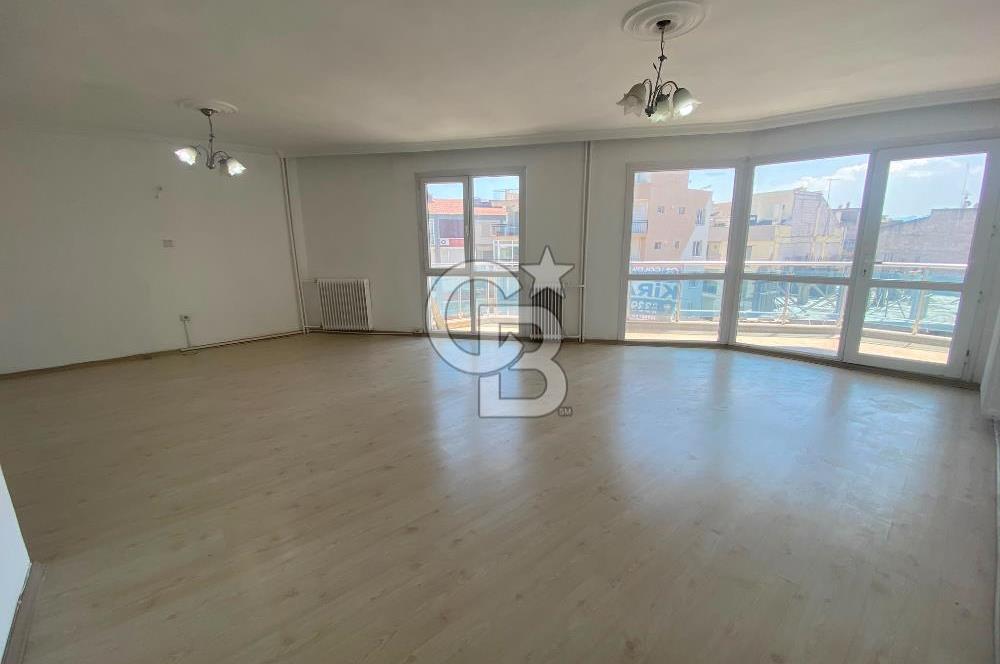 Karşıyaka Bahariye’de Merkezi Konumda 2+1 Kiralık Daire,