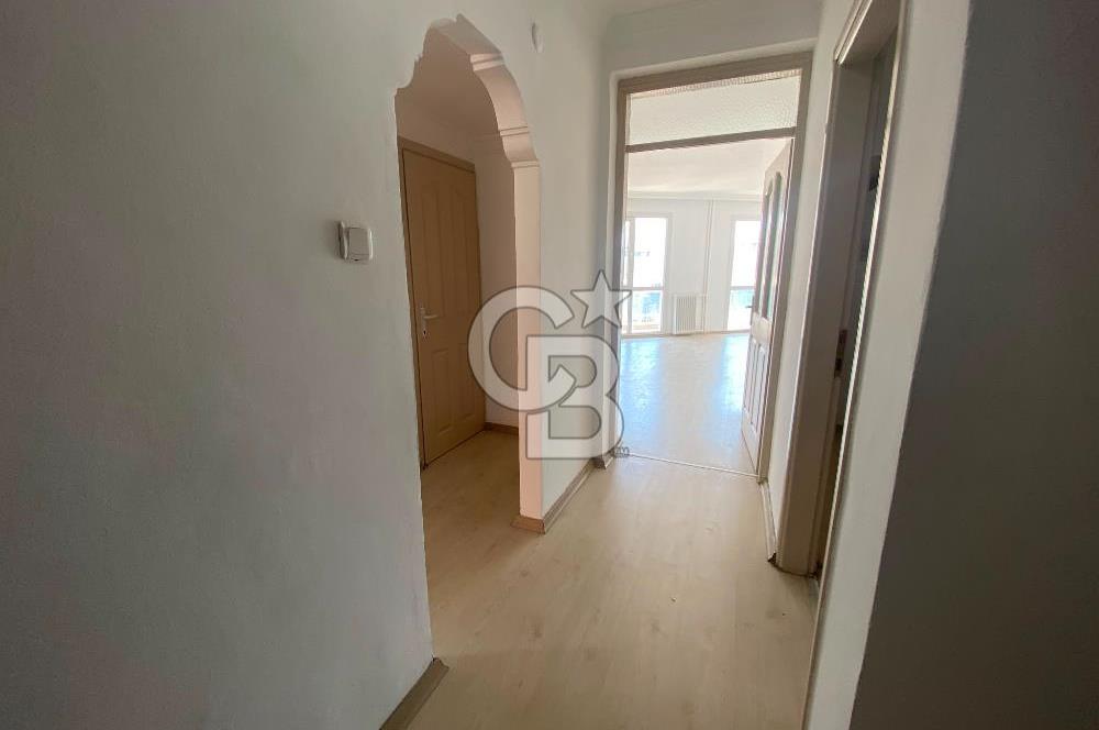 Karşıyaka Bahariye’de Merkezi Konumda 2+1 Kiralık Daire,