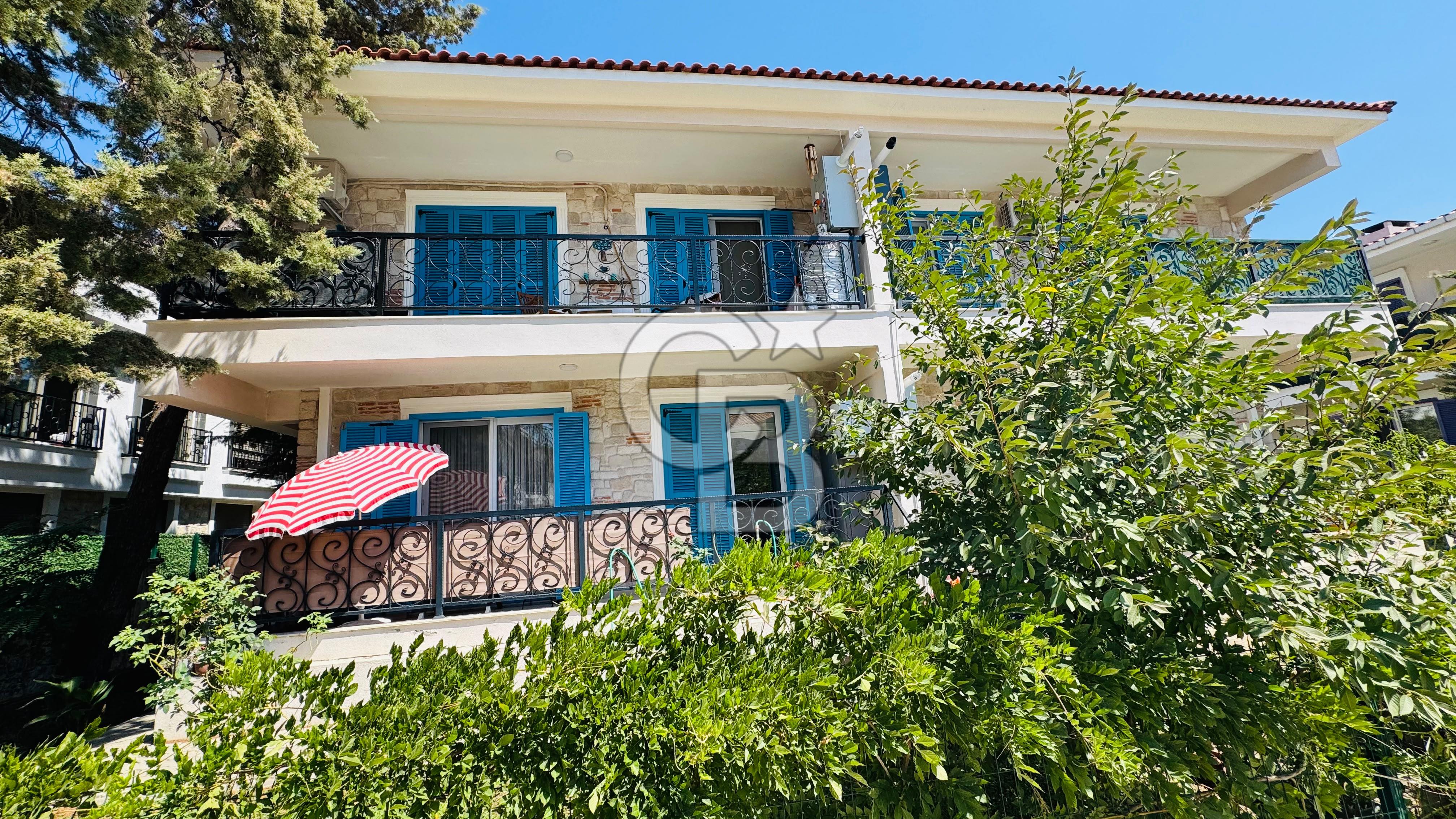 Foça Bağarası Rüzgar Evlerinde Kiralık Bahçe Katı 2+1 Daire