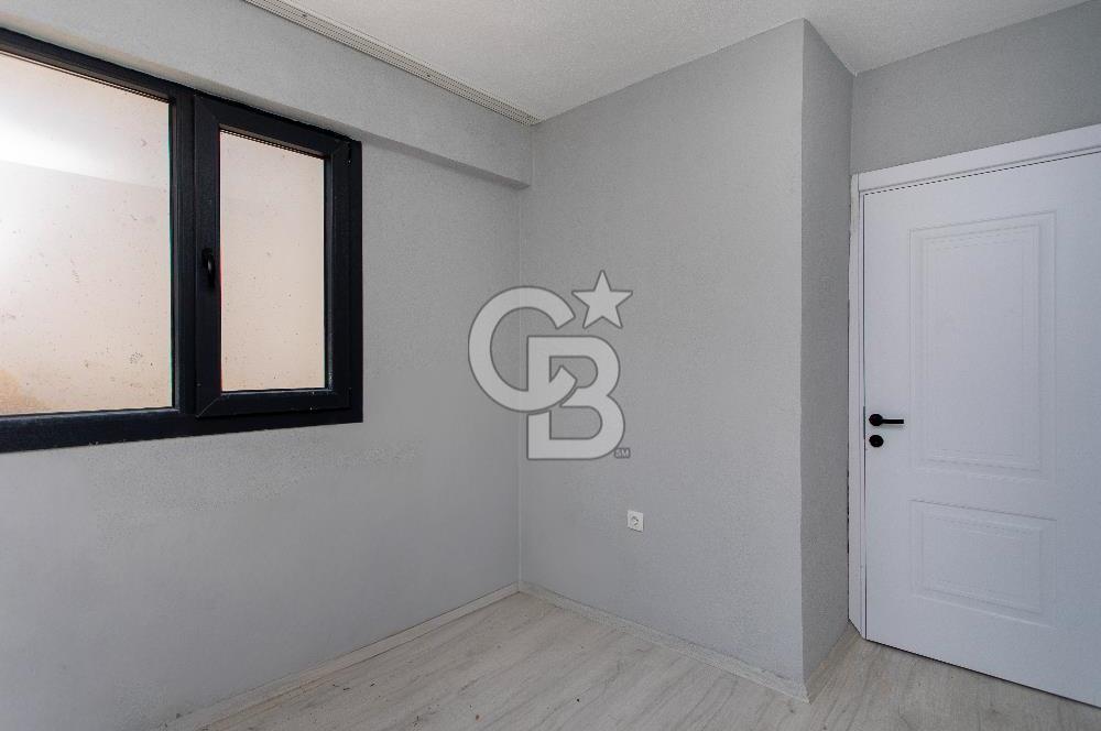 Foça Bağarası Kazım Dirik Mah. Satılık 4+1 Bahçeli Dubleks