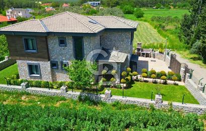 Muğla Kızılağaç’ta Denize ve Merkeze Yakın 5+1 Müstakil Taş Villa