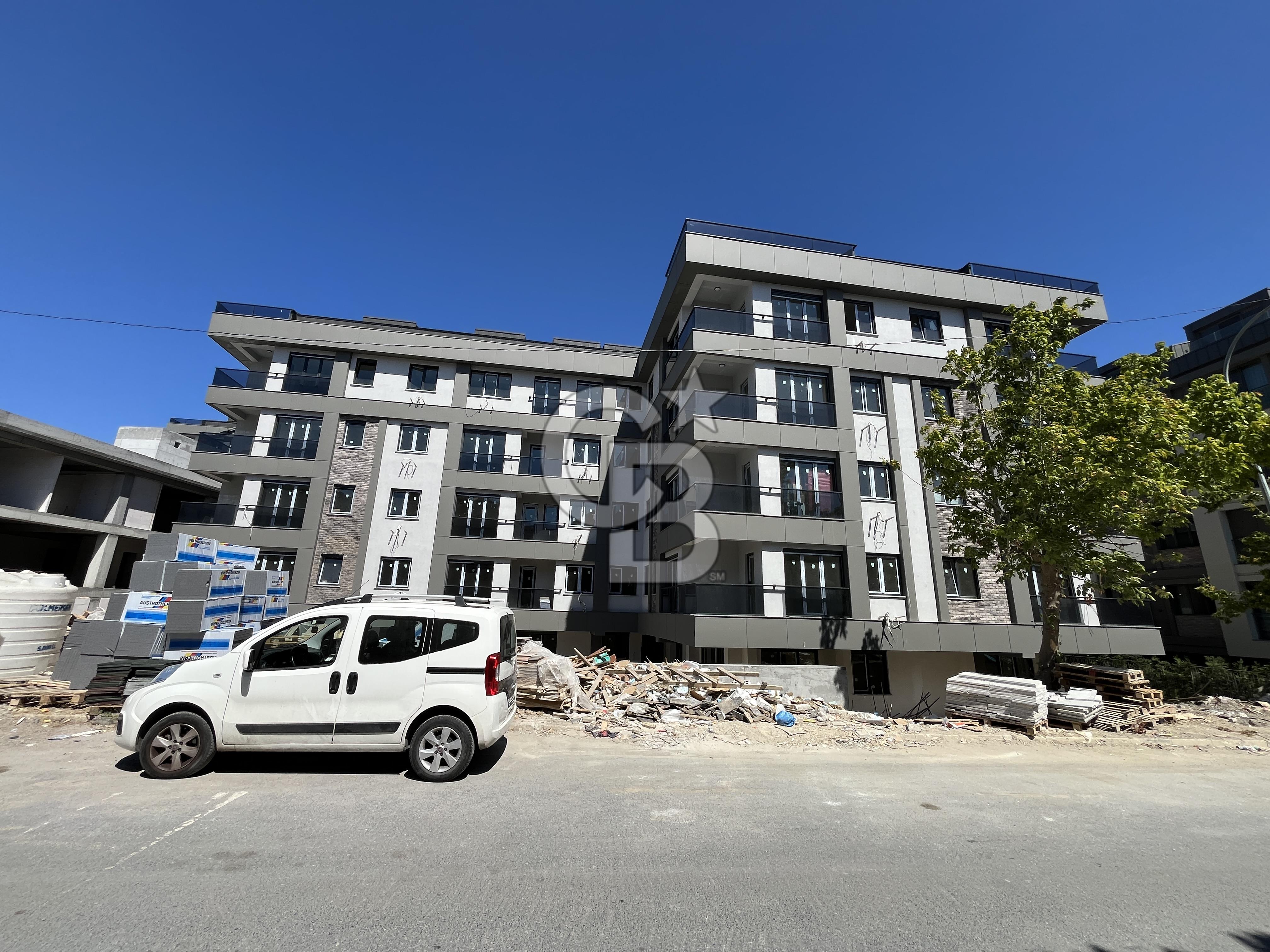 Üsküdar Barbaros'ta Eylül İlk Hafta Oturuma Hazır Sıfır 2+1