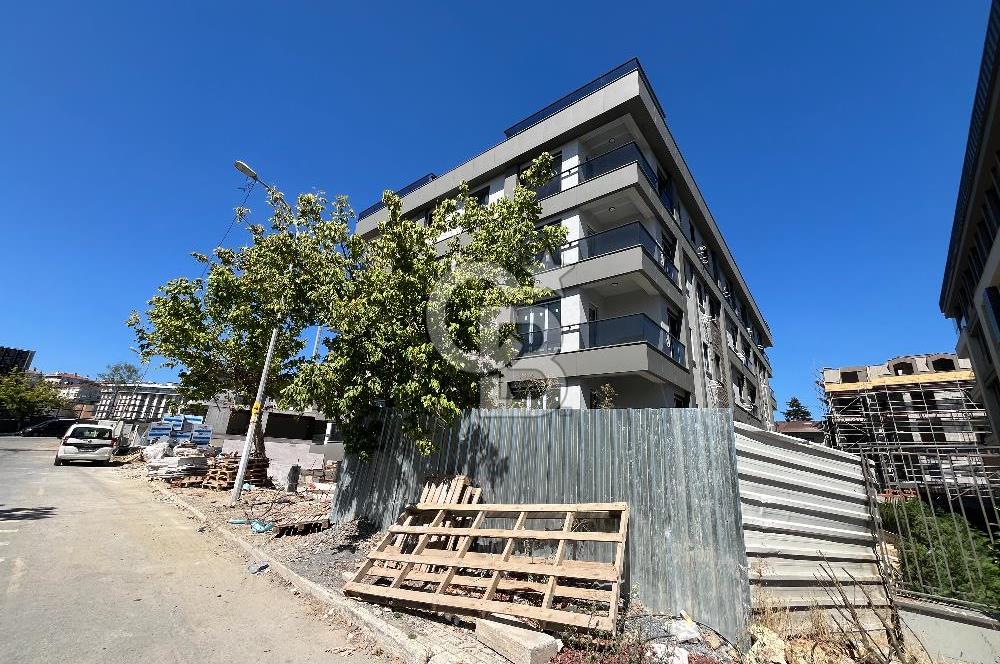 Üsküdar Barbaros'ta Eylül İlk Hafta Oturuma Hazır Sıfır 2+1