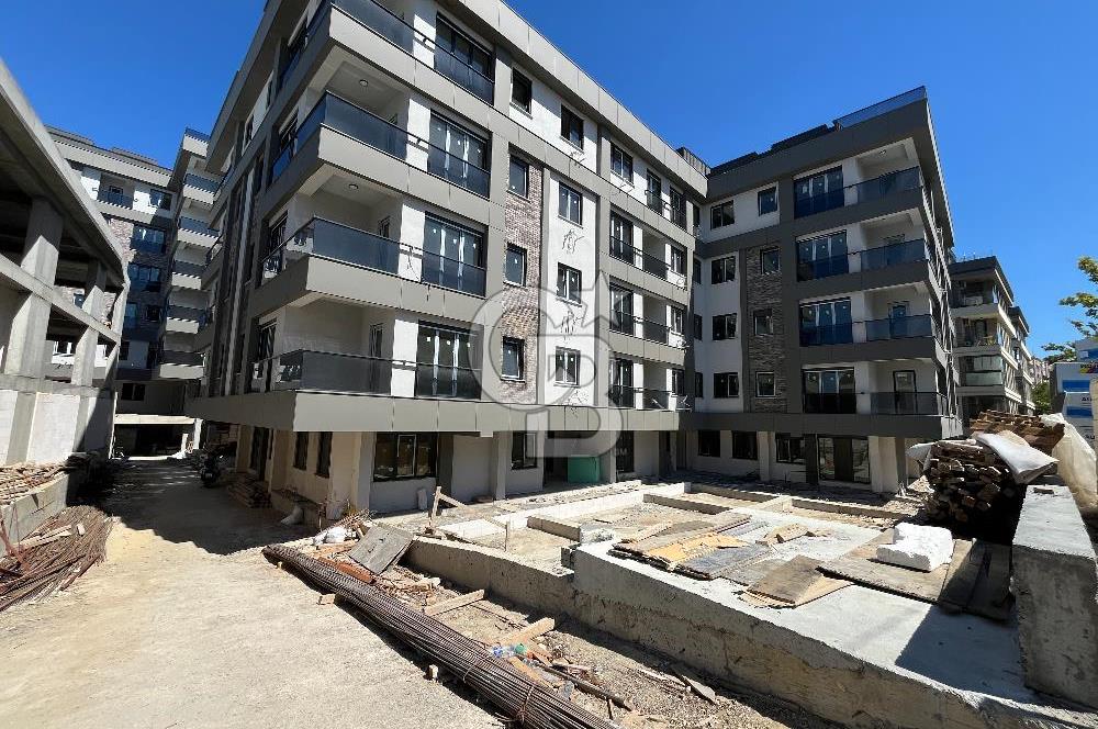 Üsküdar Barbaros'ta Eylül İlk Hafta Oturuma Hazır Sıfır 2+1