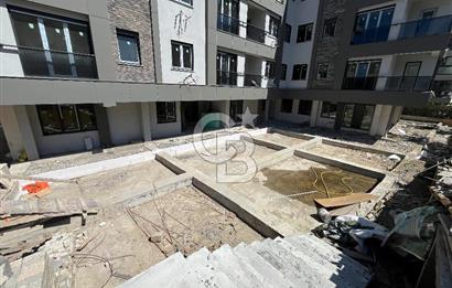 Üsküdar Barbaros'ta Eylül İlk Hafta Oturuma Hazır Sıfır 2+1